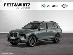 Skyscraper grau metallic Gebraucht 2025 BMW X7 M Sport SUV | 88.800 € (Superpreis)