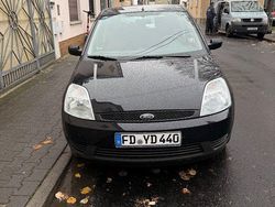 Schwarz Gebraucht 2004 Ford Fiesta Limousine | 1.490 € (Guter Preis)