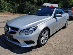 Silber Gebraucht 2015 Mercedes E200 Cabrio | 23.900 € (Etwas zu teuer)