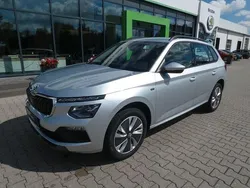 Silber Neu 2025 Skoda Kamiq Drive SUV | 27.950 € (Teuer)