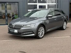 Graphite grey Gebraucht 2022 Skoda Superb Style Kombi | 20.990 € (Superpreis)