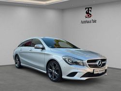 Silber Gebraucht 2015 Mercedes CLA220 Shooting Brake Kombi | 15.500 € (Etwas zu teuer)