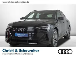 Schwarz Gebraucht 2022 Audi e-tron S-Line SUV | 45.446 € (Fairer Preis)
