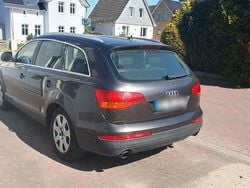 Grau Gebraucht 2008 Audi Q7 SUV | 7.900 € (Superpreis)