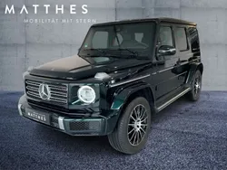 Smaragdgruen metallic grün Gebraucht 2023 Mercedes G400 AMG SUV | 132.949 € (Superpreis)