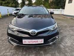 Schwarz Gebraucht 2016 Toyota Auris Touring Sports Executive Kombi | 11.700 € (Fairer Preis)