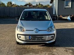 Silber Gebraucht 2014 VW up! CLUB Kleinwagen | 3.500 € (Fairer Preis)