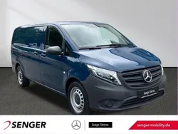 Blau Gebraucht 2021 Mercedes Vito Van / Kleinbus | 31.476 € (Superpreis)