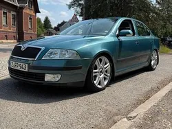 Grün Gebraucht 2007 Skoda Octavia Limousine | 4.400 €