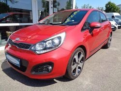 Rot Gebraucht 2013 Kia Rio Spirit Limousine | 6.990 € (Fairer Preis)