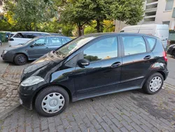 Schwarz Gebraucht 2004 Mercedes A150 Van / Kleinbus | 1.890 € (Teuer)