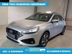 Shimmeringsilber metallic Neu 2024 Hyundai i30 Edition Kombi | 27.390 € (Fairer Preis)