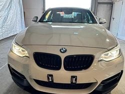 Weiß Gebraucht 2014 BMW M235 Coupé | 22.000 € (Fairer Preis)