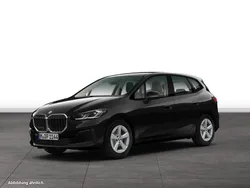 Black sapphire metallic Gebraucht 2024 BMW 216 Active Tourer Luxury Line Van / Kleinbus | 30.364 € (Etwas zu teuer)