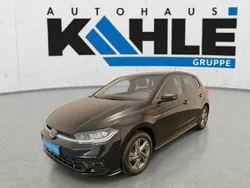 Deep black perleffekt (schwarz) Gebraucht 2023 VW Polo R-line Limousine | 20.490 € (Guter Preis)