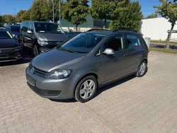 Grau Gebraucht 2009 VW Golf Plus Comfortline Van / Kleinbus | 3.250 € (Fairer Preis)