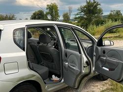 Grau Gebraucht 2005 Chevrolet Kalos Kleinwagen | 1.750 €