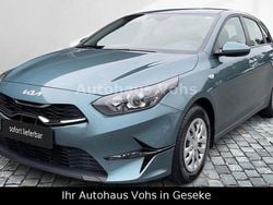 Grau Neu 2025 Kia Ceed Best Limousine | 23.470 € (Guter Preis)