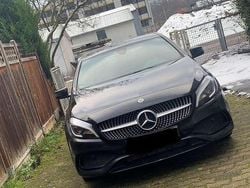 Schwarz Gebraucht 2018 Mercedes A180 AMG line Limousine | 15.500 € (Superpreis)