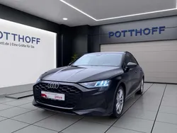 Schwarz Gebraucht 2024 Audi A3 Sportback Business Limousine | 28.950 € (Superpreis)