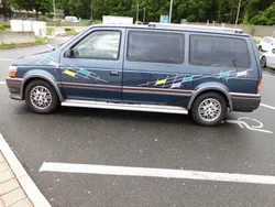 Blau Gebraucht 1991 Chrysler Grand Voyager Van / Kleinbus | 3.900 €