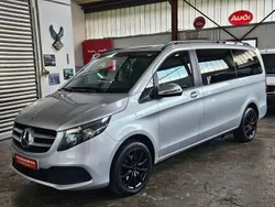 Silber Gebraucht 2022 Mercedes V220 Van / Kleinbus | 37.990 € (Fairer Preis)
