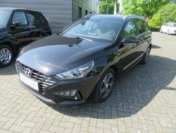 Phantom black / mic Gebraucht 2022 Hyundai i30 Edition 30 Kombi | 18.090 € (Fairer Preis)
