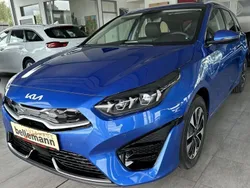 Blau Neu 2024 Kia Ceed Sportswagon Spirit Kombi | 33.950 € (Teuer)