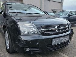 Schwarz Gebraucht 2005 Opel Vectra Edition Kombi | 1.780 € (Fairer Preis)
