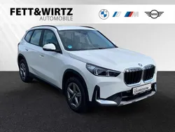Alpinweiss Gebraucht 2024 BMW X1 Efficient Dynamics SUV | 37.200 € (Guter Preis)