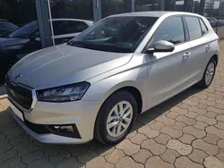 Brilliantsilber (8e8e) Neu 2025 Skoda Fabia Selection Limousine | 21.140 € (Guter Preis)