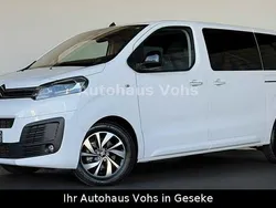 Weiß Gebraucht 2024 Citroën Spacetourer Feel Van | 38.970 € (Fairer Preis)
