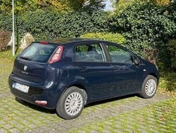 Blau Gebraucht 2011 Fiat Punto Kleinwagen | 2.900 € (Guter Preis)