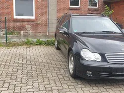 Schwarz Gebraucht 2005 Mercedes C200 Classic Kombi | 3.250 € (Etwas zu teuer)