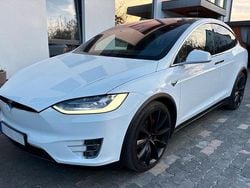 Weiß Gebraucht 2016 Tesla Model X SUV | 25.890 €