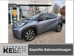 Celestite grey metallic/ dach Gebraucht 2025 Toyota Aygo X Basis SUV | 15.960 € (Fairer Preis)