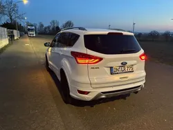 Weiß Gebraucht 2014 Ford Kuga Titanium SUV | 11.999 € (Guter Preis)