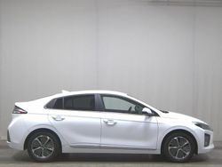 Polar white / sol Gebraucht 2022 Hyundai Ioniq Advantage Kleinwagen | 13.980 € (Guter Preis)