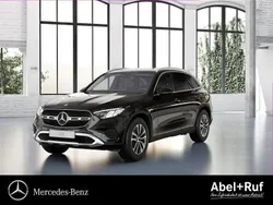 Lack obsidianschwarz (metallic) Gebraucht 2024 Mercedes GLC200 Avantgarde SUV | 49.449 € (Guter Preis)