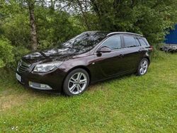 Braun Gebraucht 2013 Opel Insignia Active Kombi | 5.700 € (Guter Preis)