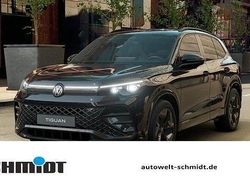 Grenadillschwarz metallic Neu 2025 VW Tiguan IQ Drive SUV | 54.890 €