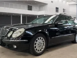 Schwarz Gebraucht 2006 Mercedes E320 Kombi | 4.650 €