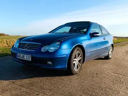 Blau Gebraucht 2001 Mercedes C180 Coupé | 3.100 € (Fairer Preis)