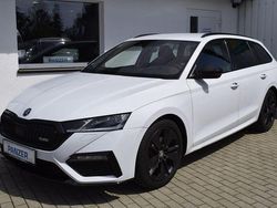 Weiß Gebraucht 2023 Skoda Octavia RS Kombi | 32.490 € (Guter Preis)