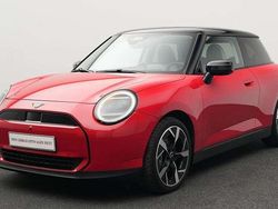 Rot Gebraucht 2024 Mini Cooper Classic Kleinwagen | 34.882 €