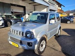Seidensilber Gebraucht 2015 Suzuki Jimny Style SUV | 8.490 € (Superpreis)