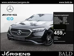 Schwarz obsidianschwarz metallic Gebraucht 2024 Mercedes E200 AMG Limousine | 48.760 € (Fairer Preis)