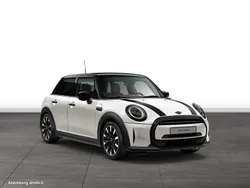 Nanuq white Gebraucht 2024 Mini Cooper Coupé Coupé | 30.182 €