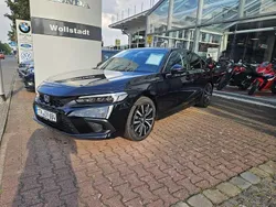 Crystal black Gebraucht 2024 Honda Civic Elegance Limousine | 23.300 €