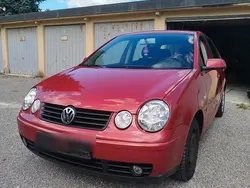 Rot Gebraucht 2002 VW Polo Highline Kleinwagen | 4.000 € (Teuer)